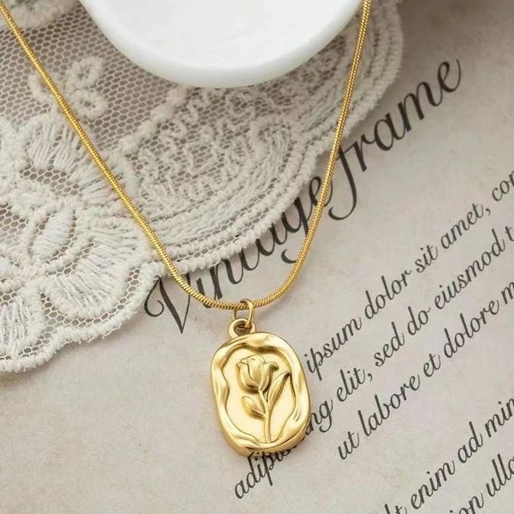 Rose flower Girls Pendant Chain