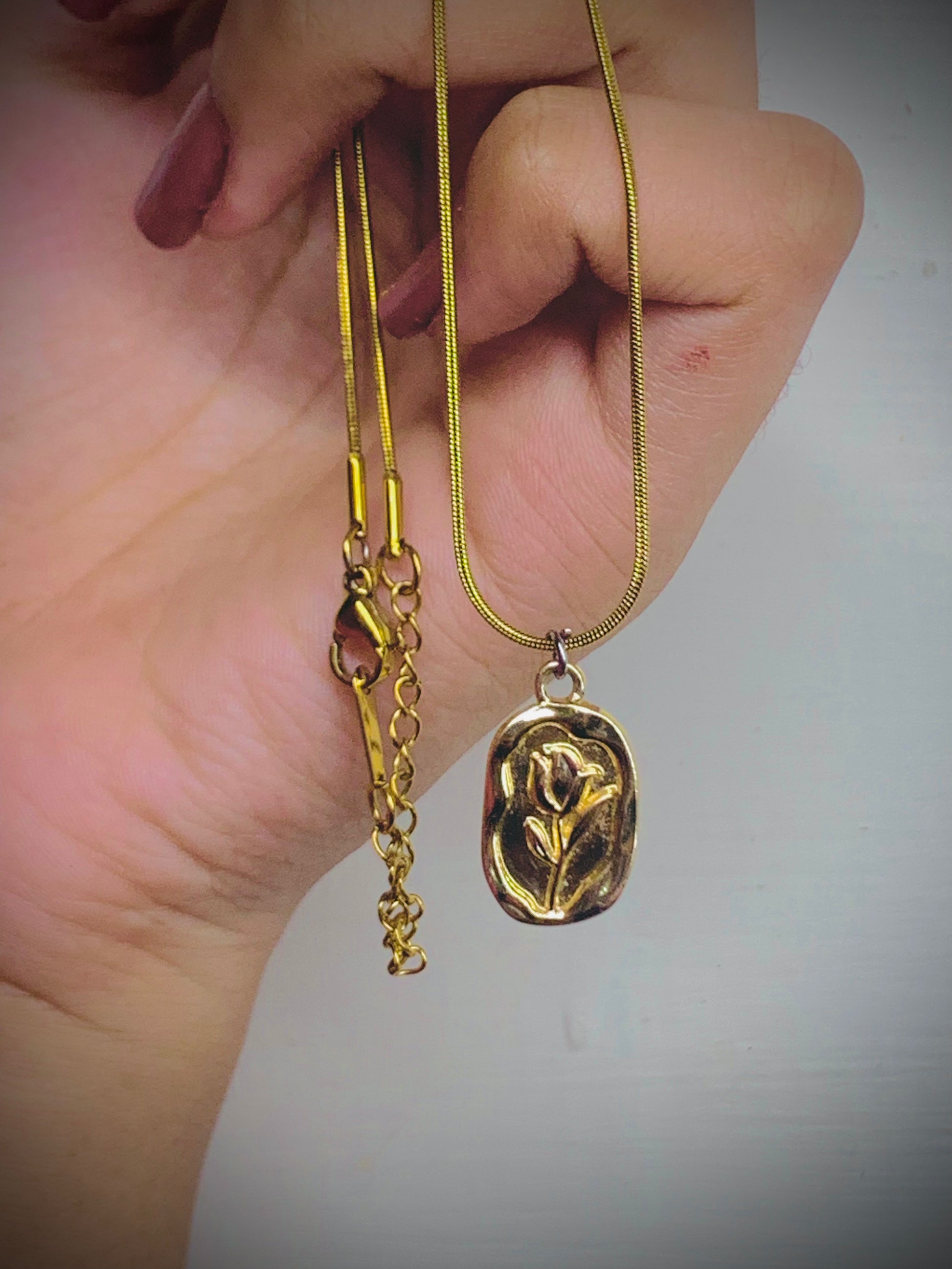 Rose flower Girls Pendant Chain