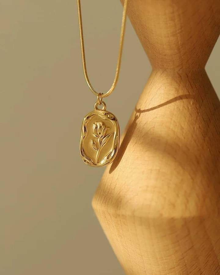 Rose flower Girls Pendant Chain